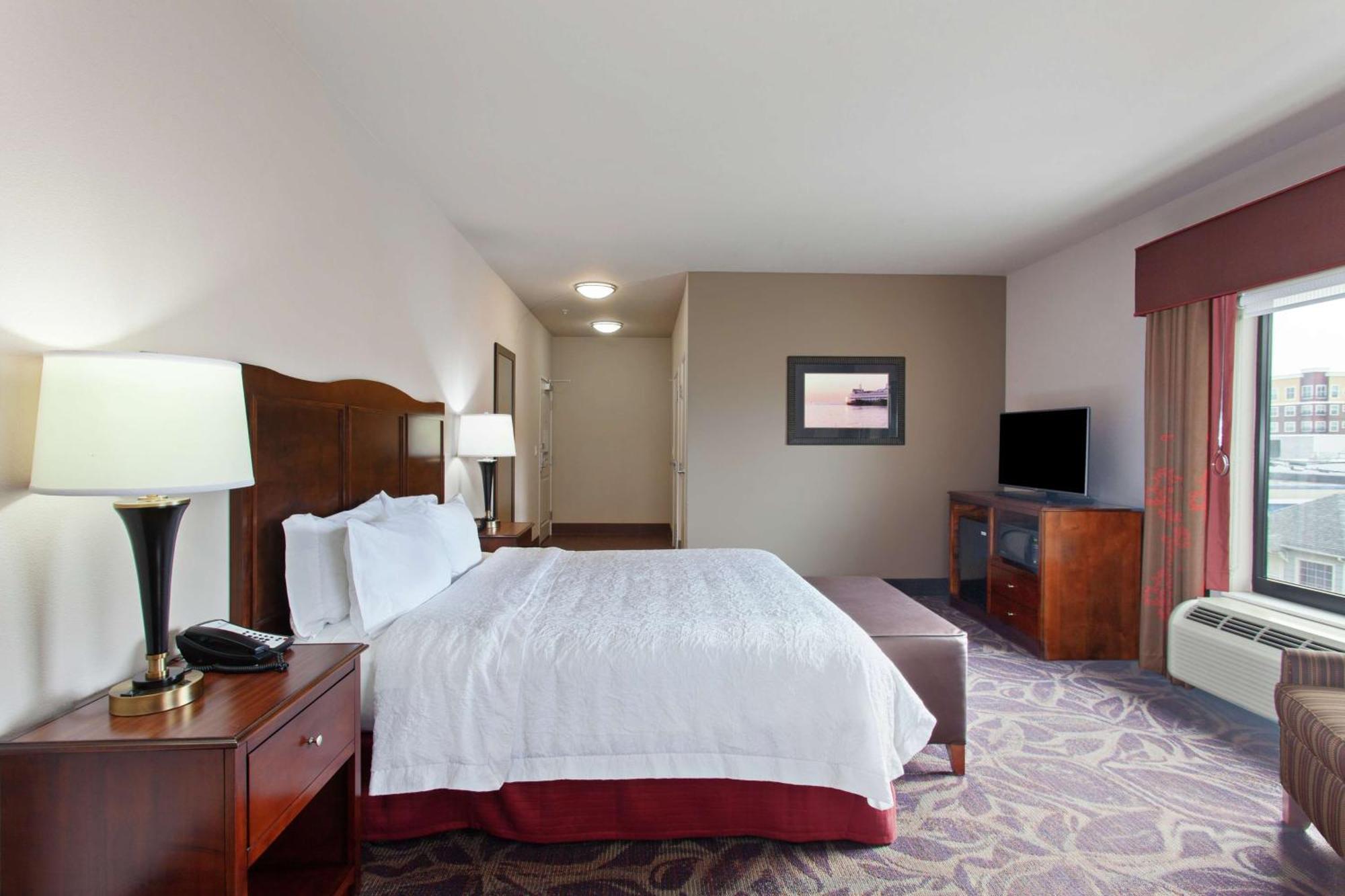 Hampton Inn Seattle/Everett Downtown Екстериор снимка