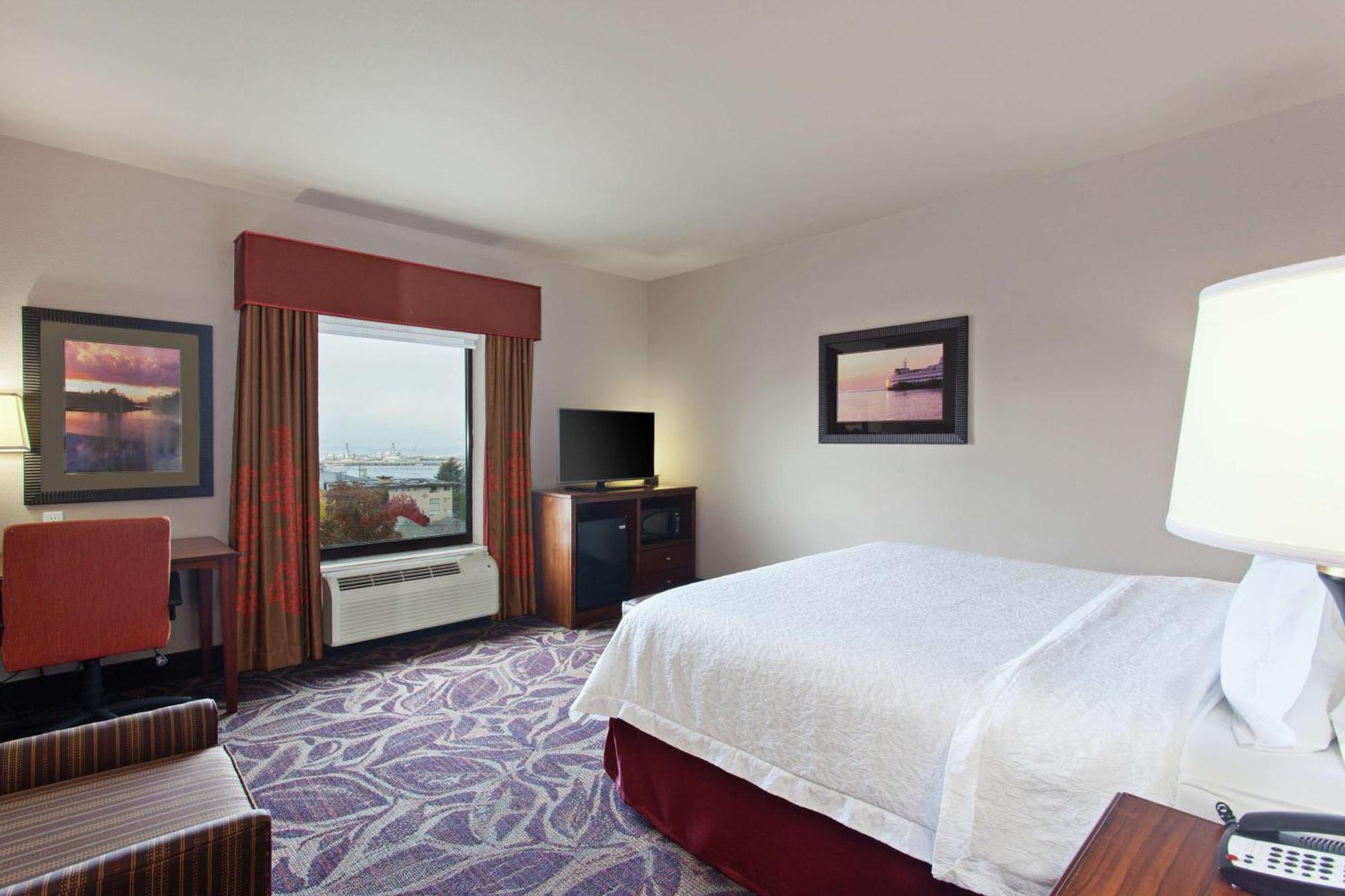 Hampton Inn Seattle/Everett Downtown Екстериор снимка