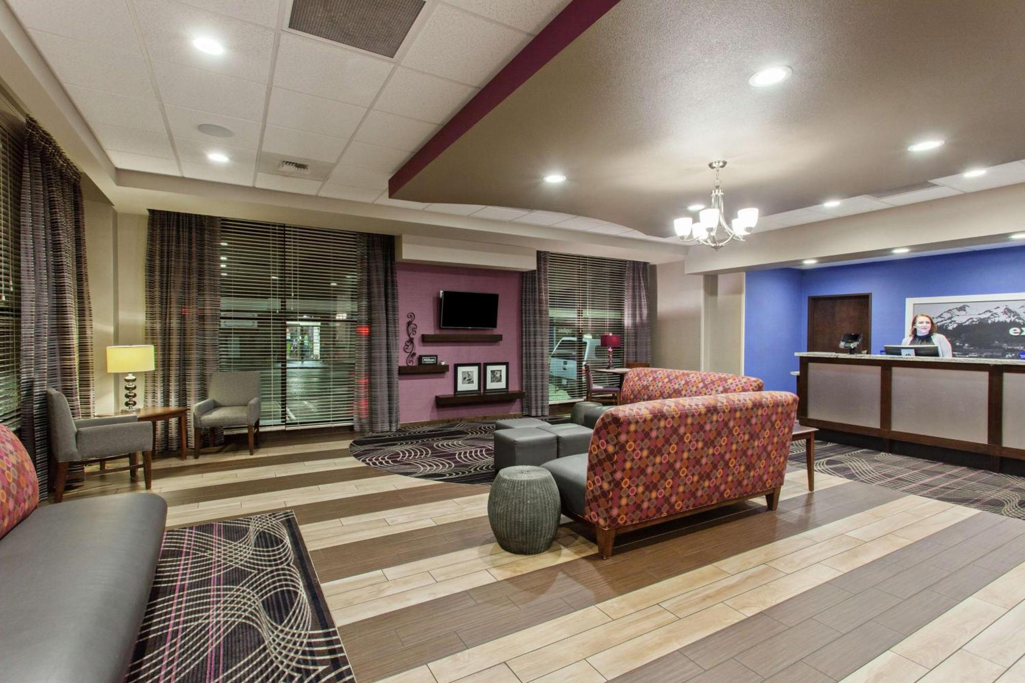 Hampton Inn Seattle/Everett Downtown Екстериор снимка