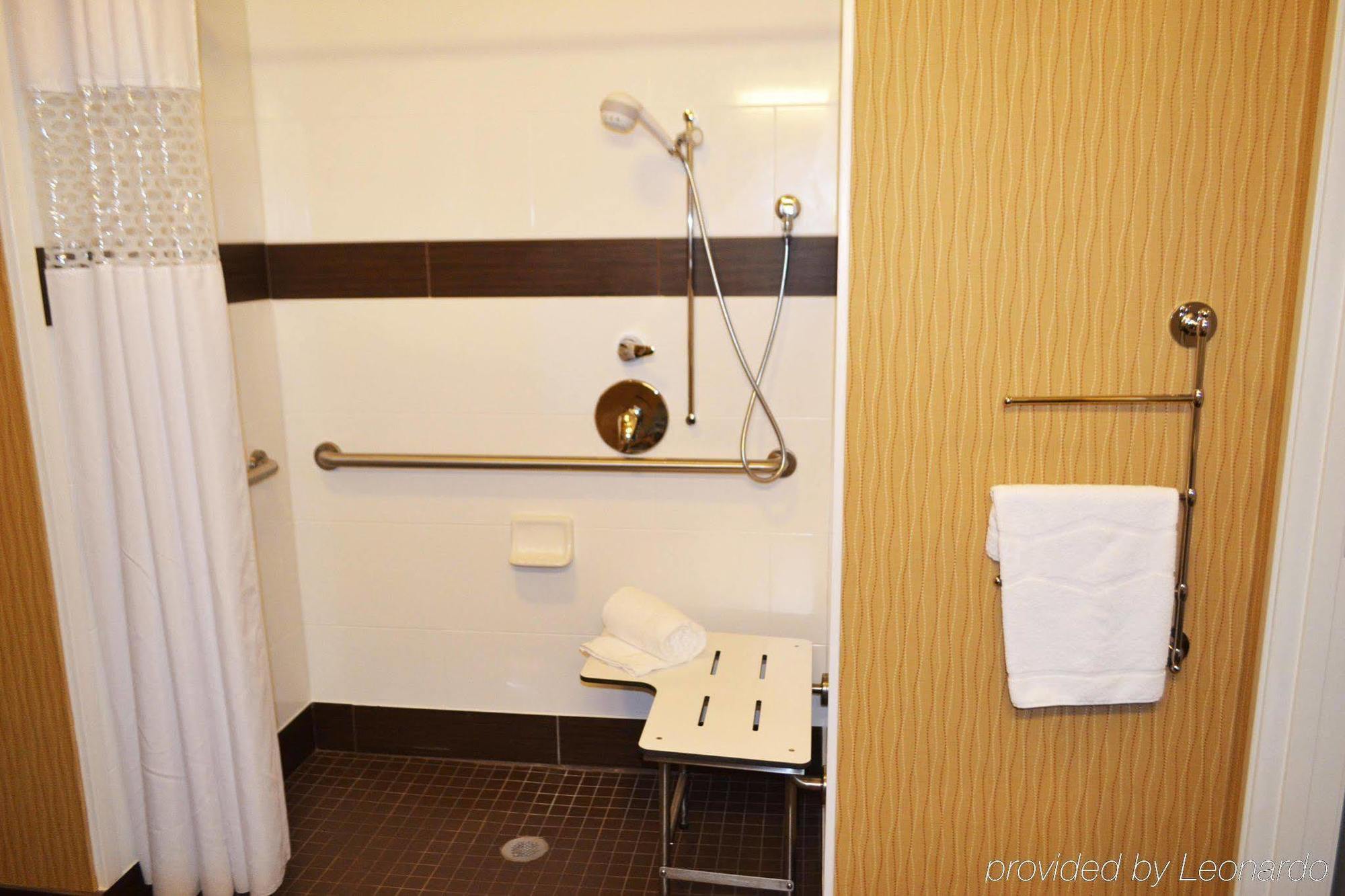 Hampton Inn Seattle/Everett Downtown Екстериор снимка